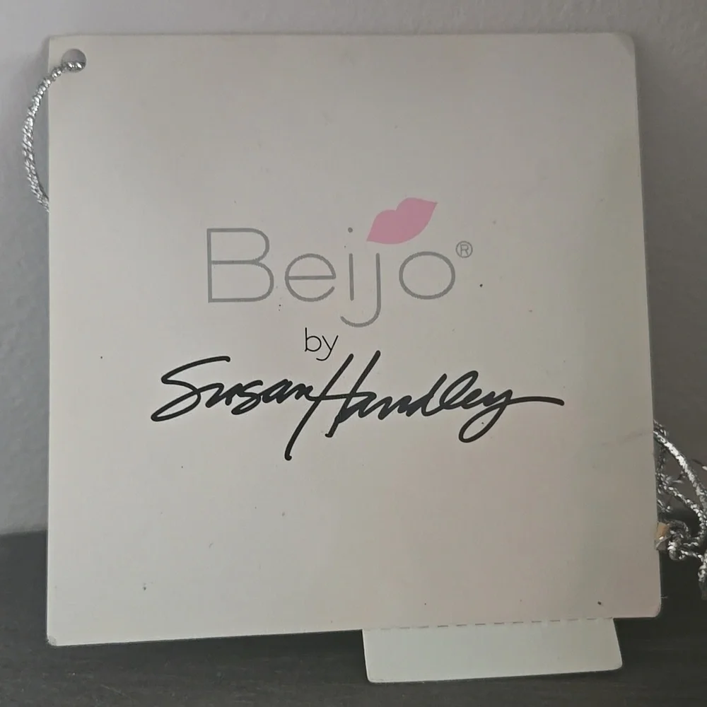 Beijo Beige Cosmetic Bag
